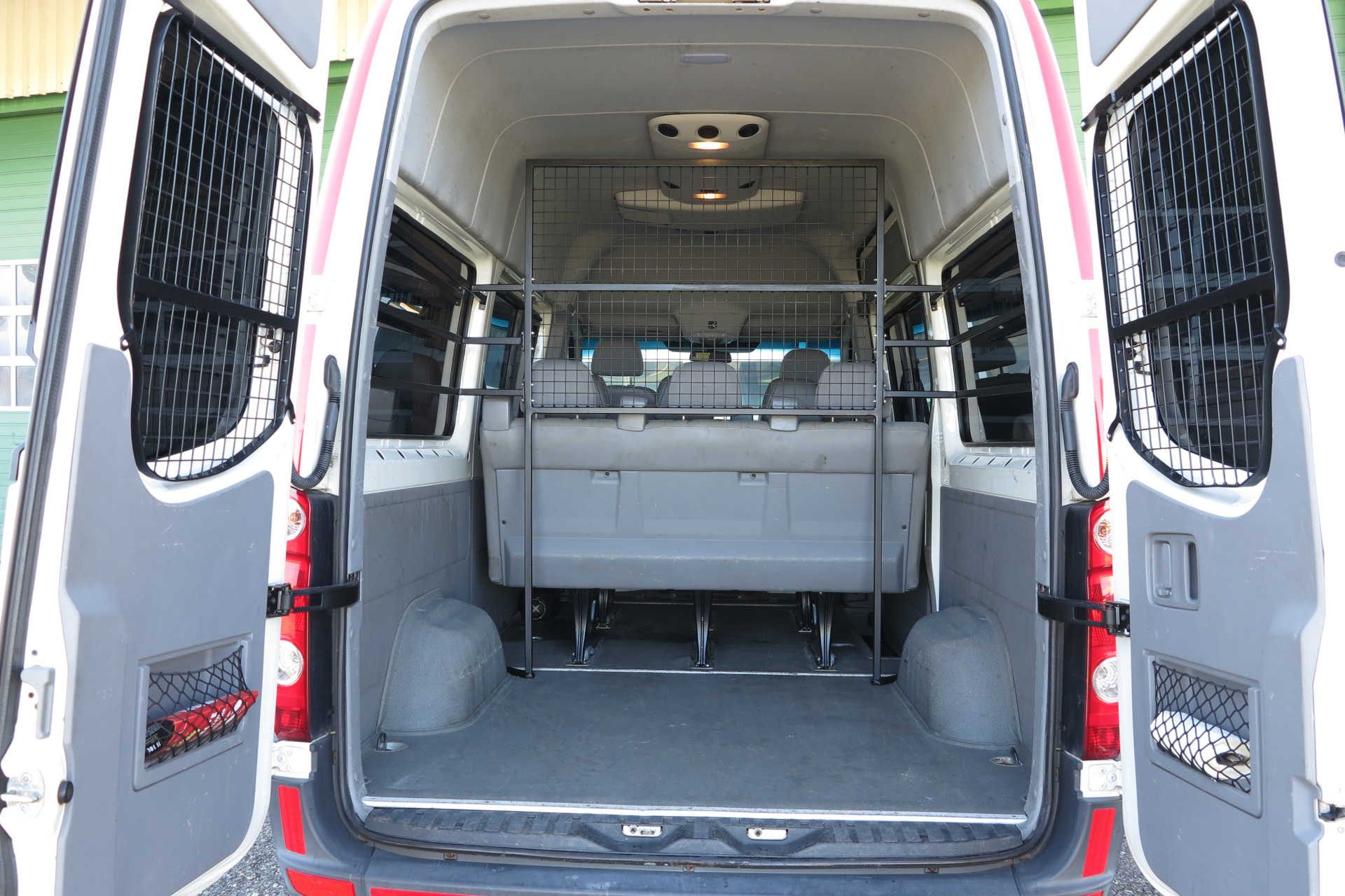 vw_crafter_2_laderaum_1.JPG